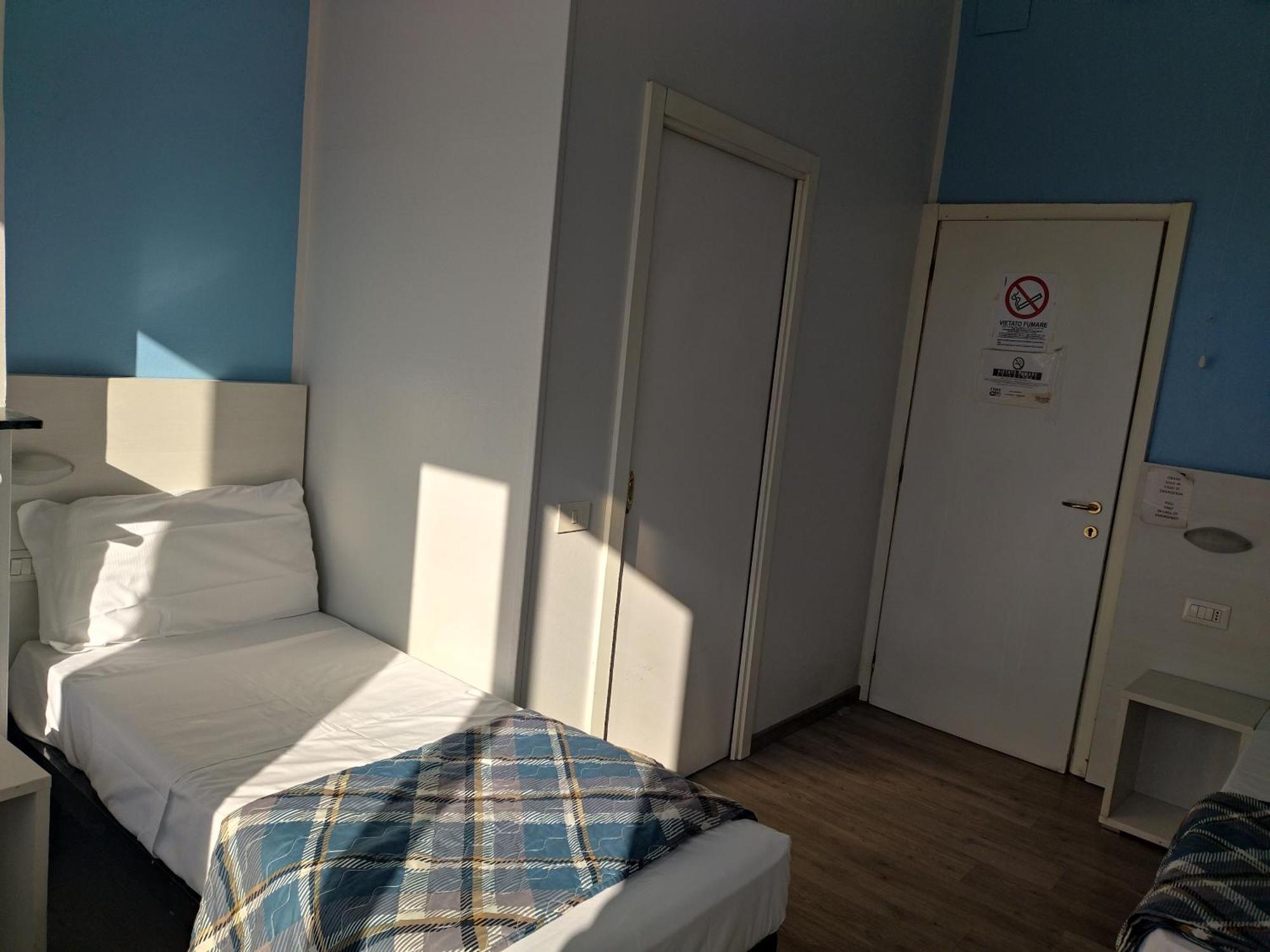 Hotel Kennedy Milano Exterior foto